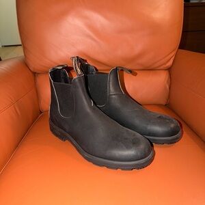 Men’s blundstones